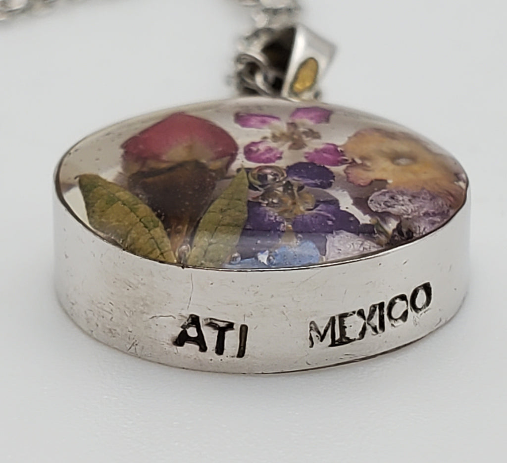 Vintage Dried Flowers Pendant Chain Necklace - 18.25"