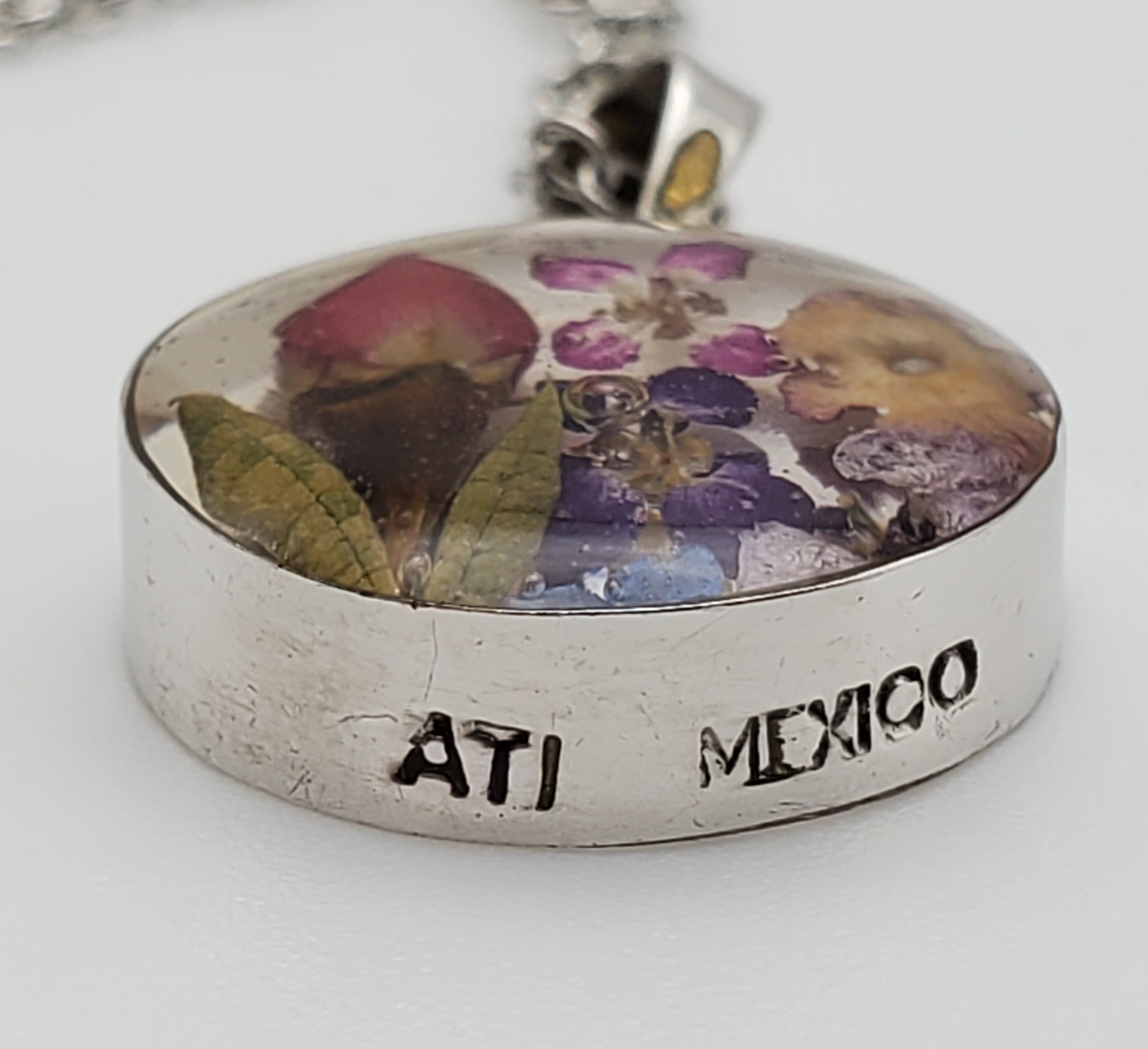 Vintage Dried Flowers Pendant Chain Necklace - 18.25"