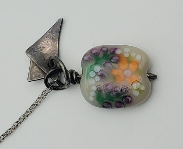 Vintage Floral Glass Bead Pendant on Sterling Silver Chain Necklace - 22"