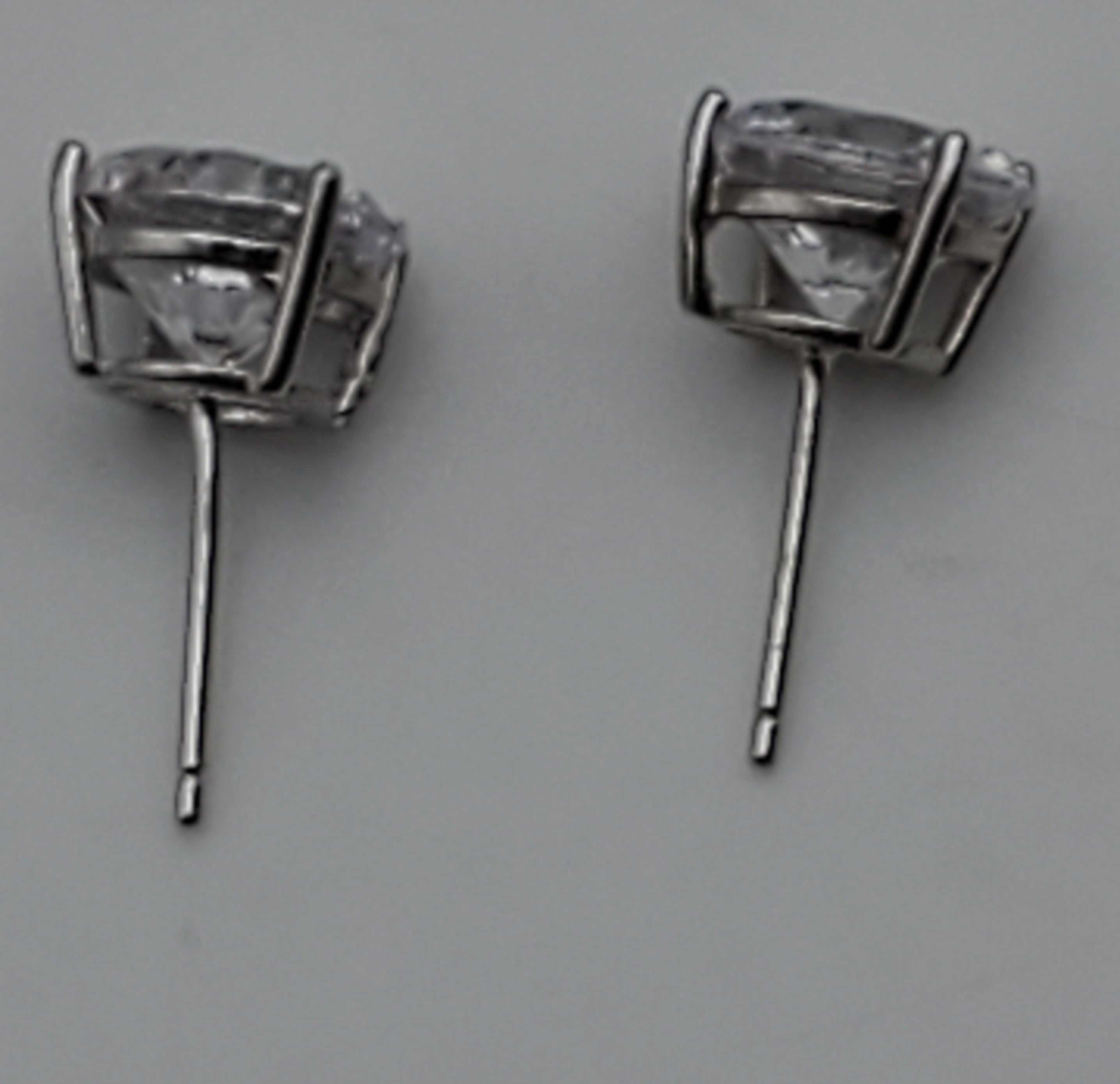 Vintage Cubic Zirconia Sterling Silver Stud Earrings - 9mm