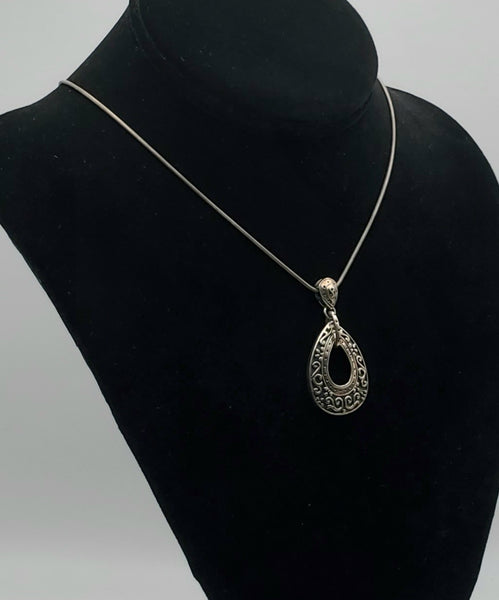 Vintage Sterling Silver Teardrop Filigree Pendant Necklace - 18 + 2.5"