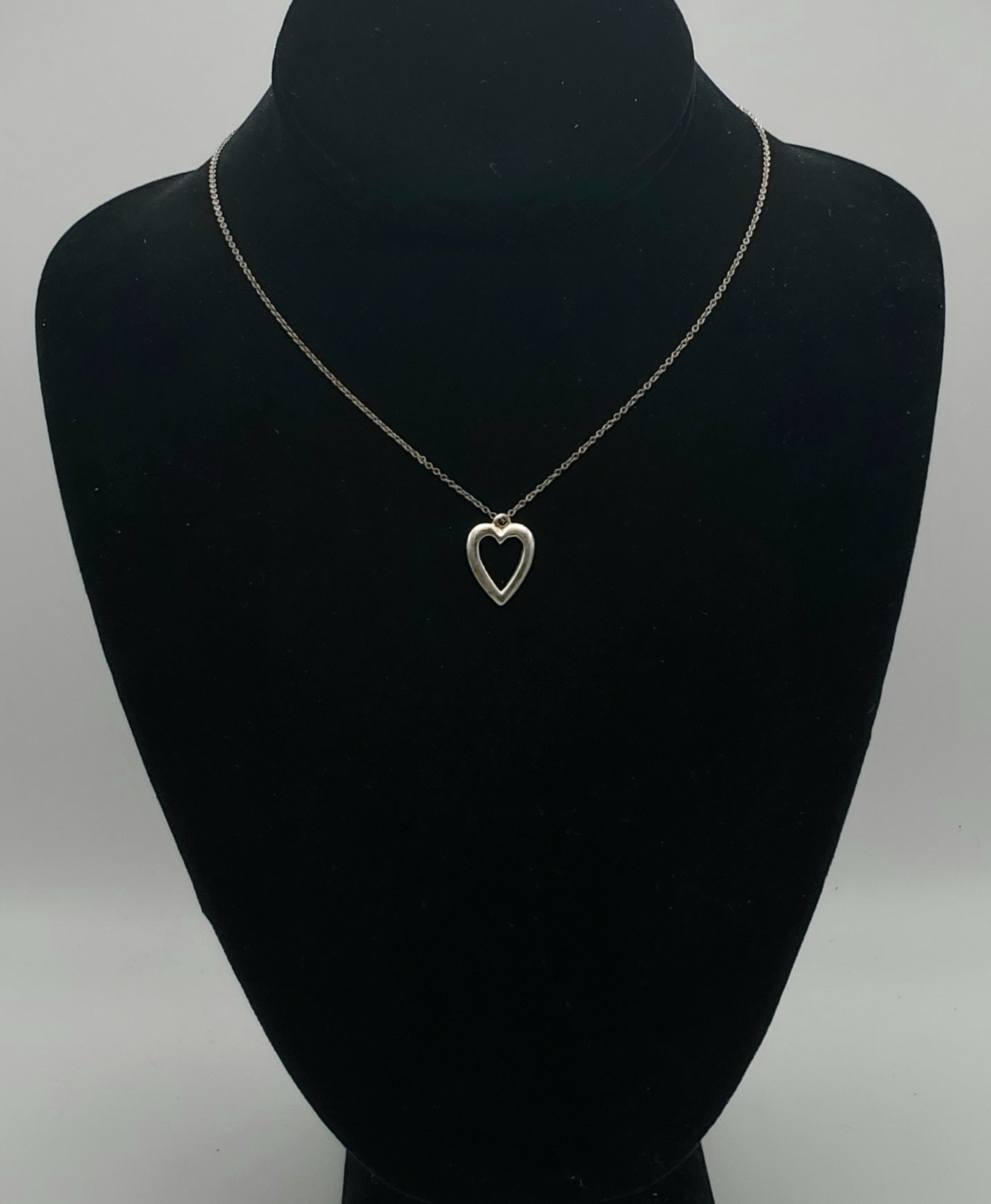 Vintage Heart Pendant on Sterling Silver Chain Necklace (BROKEN CHAIN) - 17"