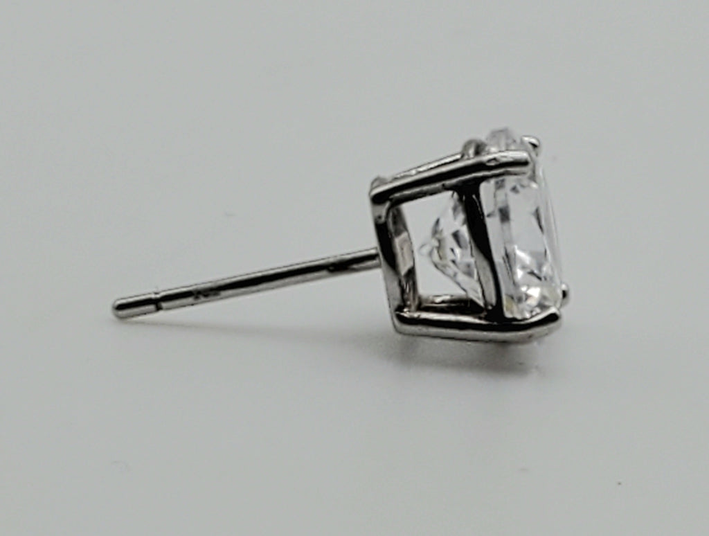 SINGLE Cubic Zirconia Sterling Silver Stud Earring
