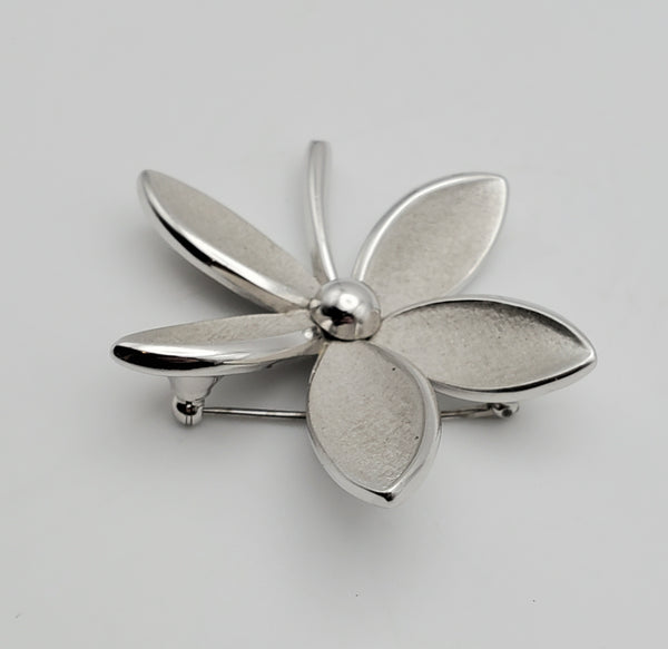 Trifari - Vintage Silver Tone Leaf Brooch