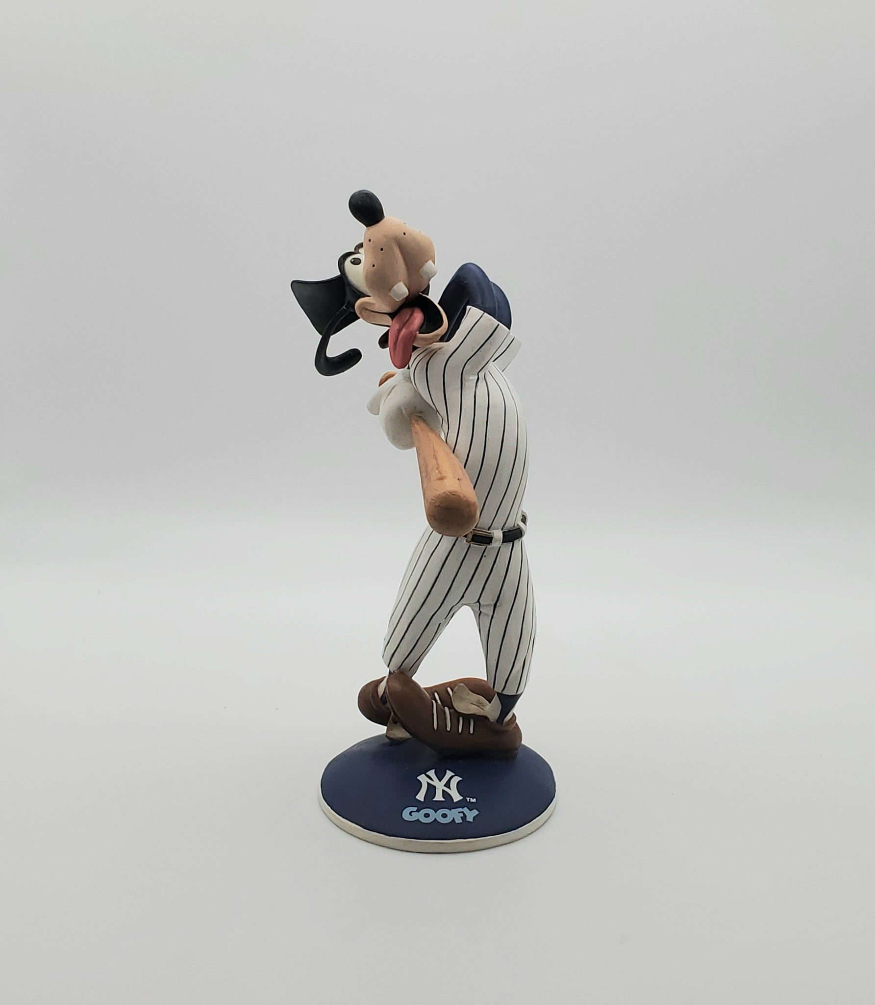 Disney New York Yankees Goofy Bobble Head