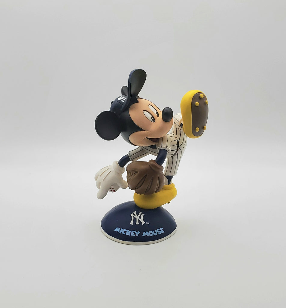 Danbury Mint - Mickey Mouse New York Yankees Pitcher Figurine – Home Again  Vintage