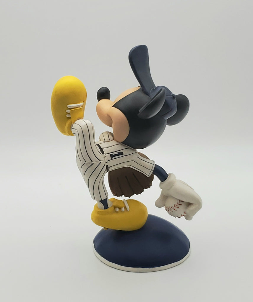 Disney Mickey Mouse Pin - Baseball Player - New York Yankees