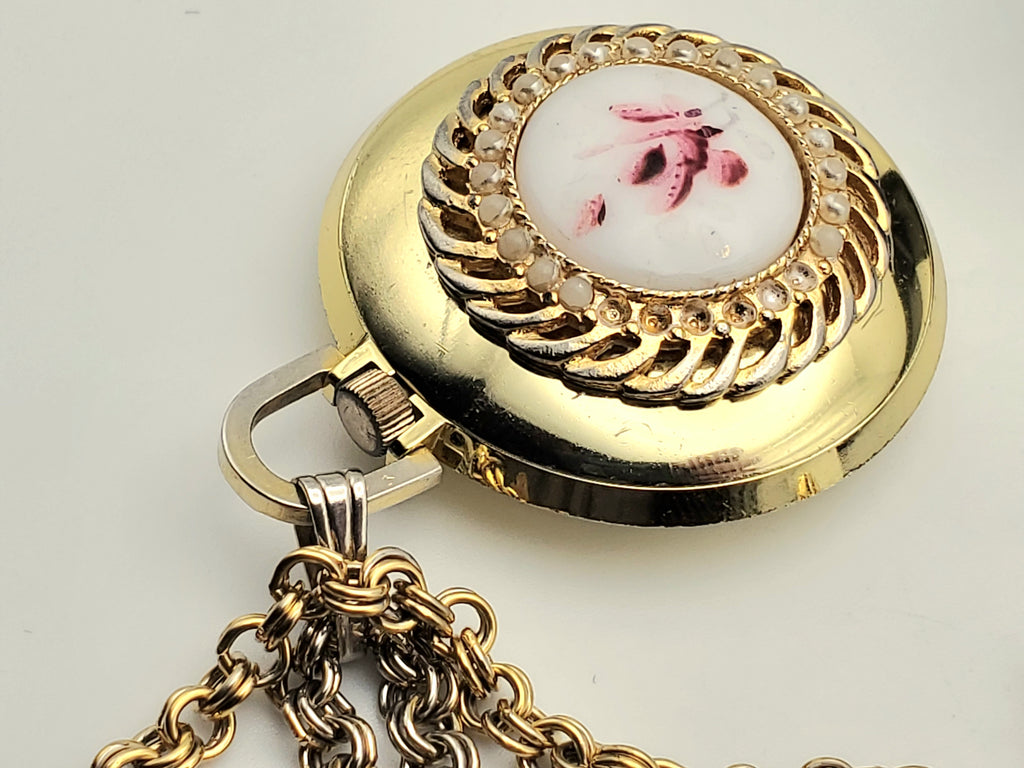 Genovit - De Luxe Antimagnetic Mainspring Gold Tone Watch on Gold Tone Chain Necklace - 29"