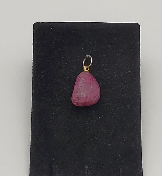 Dyed Pink Tumbled Quartzite Pendant