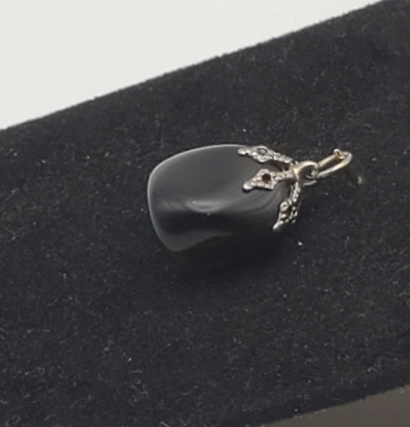 Imitation Black Onyx Tumbled Pendant