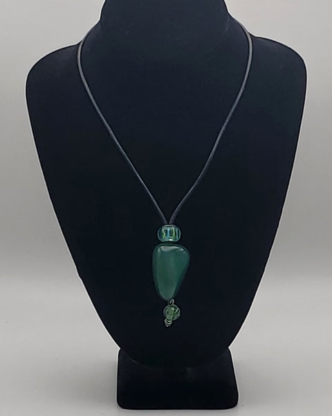 Dyed Green Agate Leather Cord Necklace