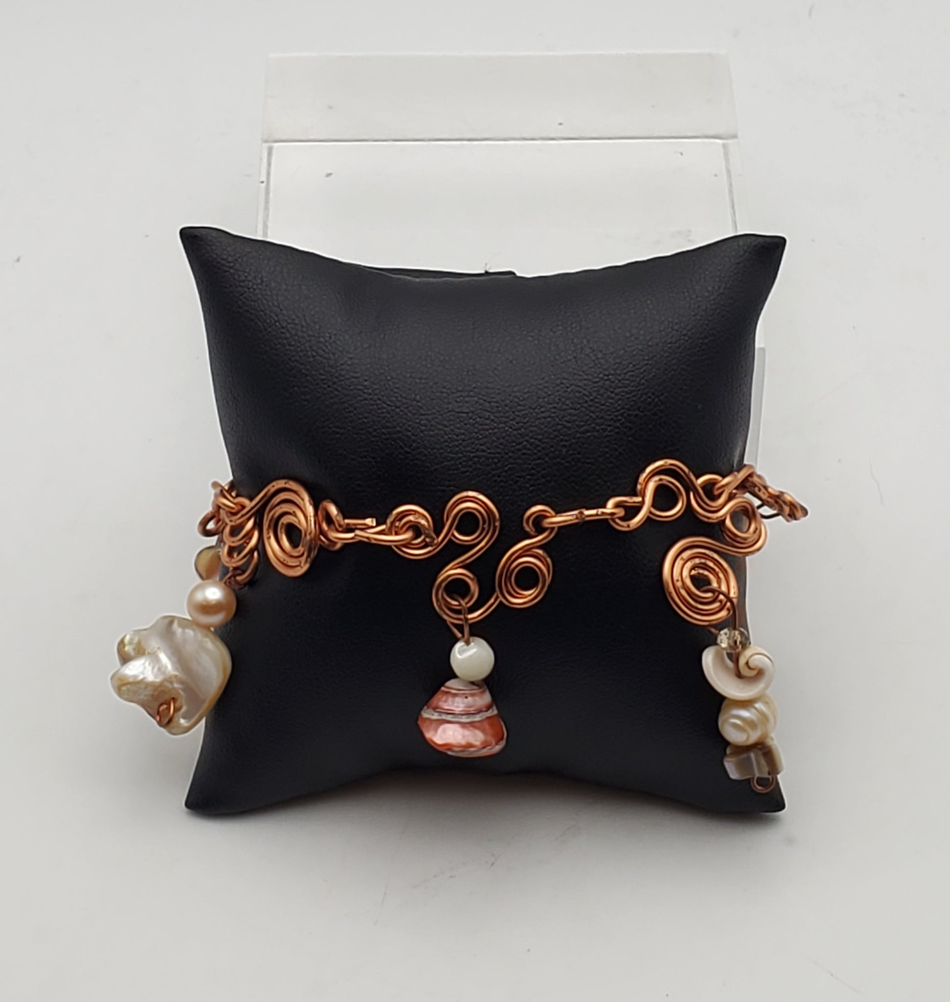 Vintage Bent Wire Copper Shell and Pearl Bracelet - 7.5"