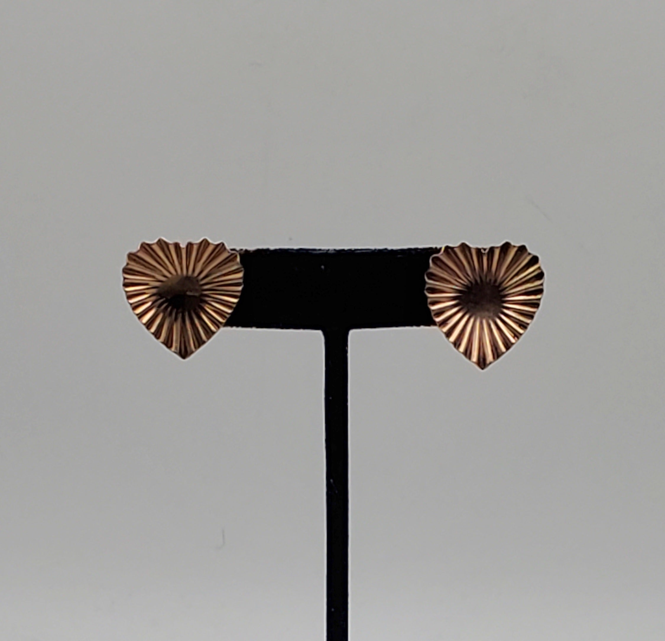 Vintage Handmade Copper Crepe Heart Screw Back Earrings