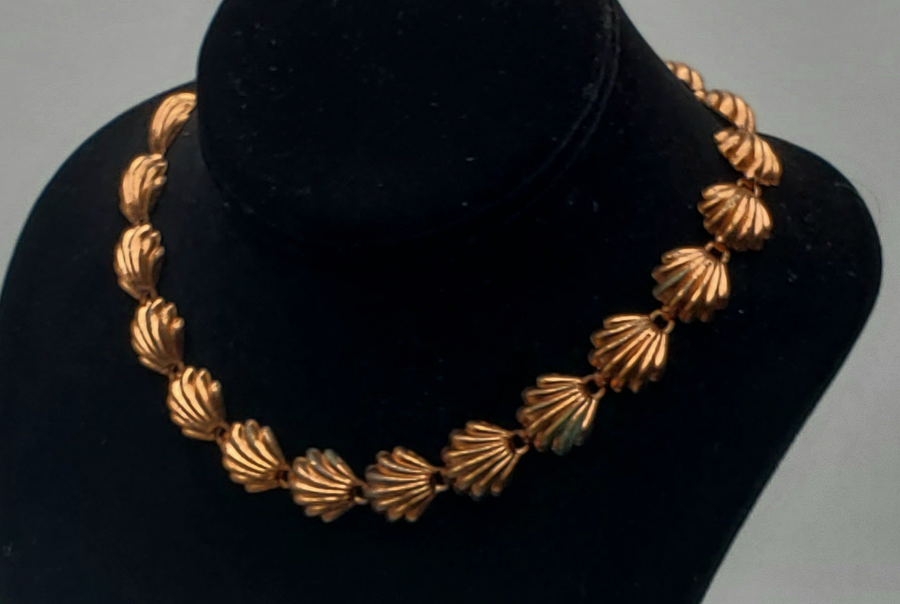 Vintage Copper Shell Link Necklace - 15.5"