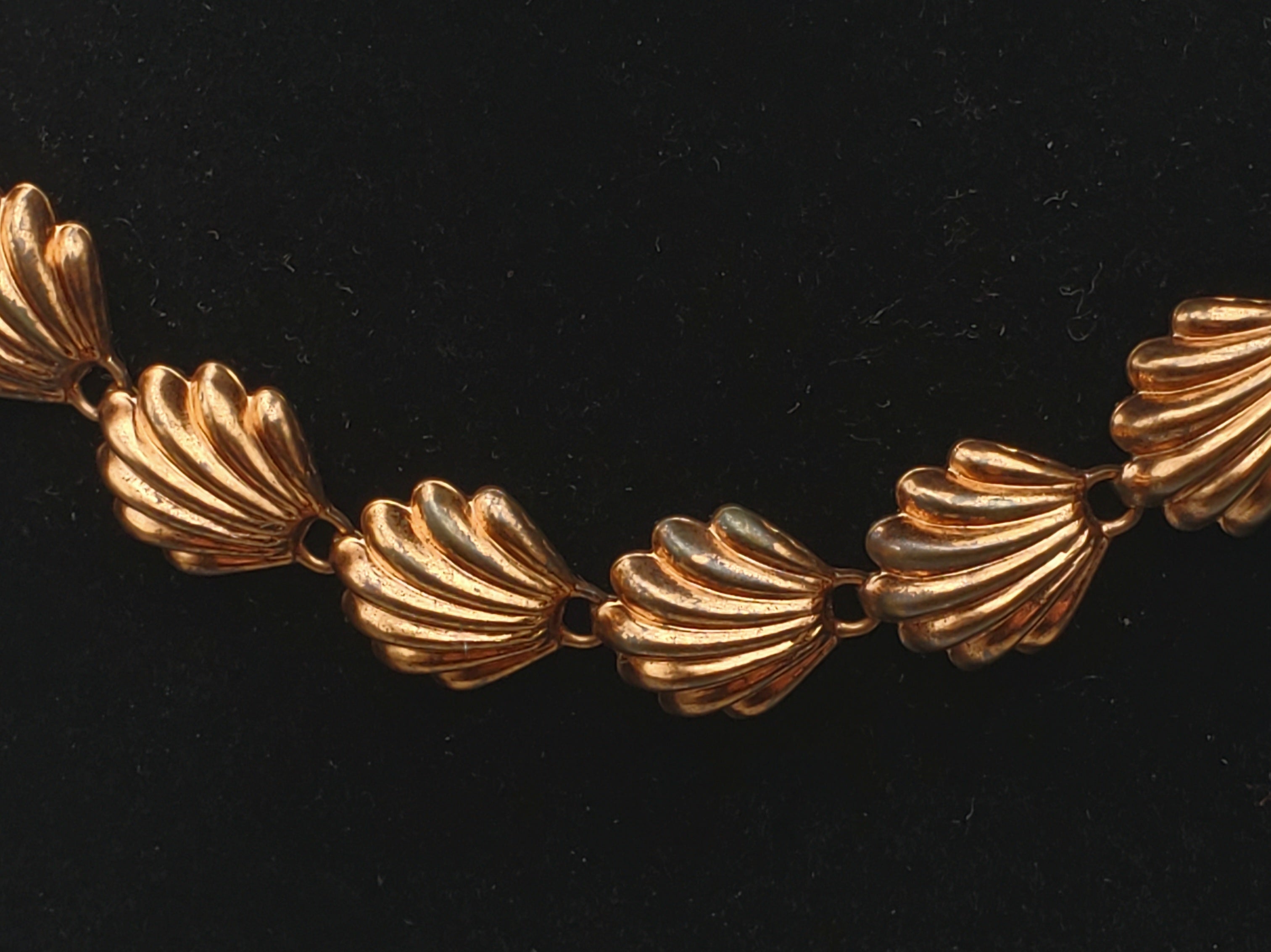 Vintage Copper Shell Link Necklace - 15.5"