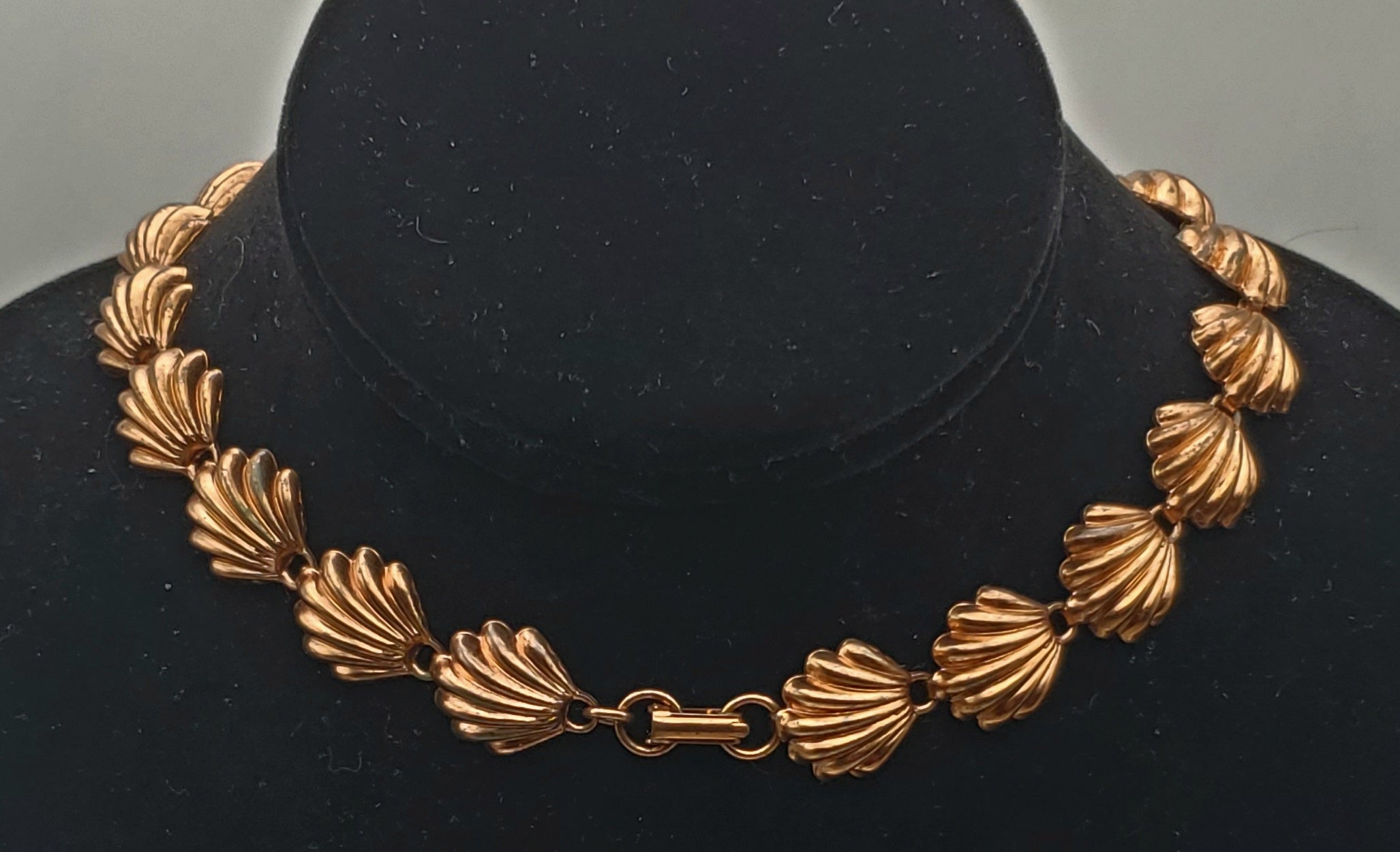 Vintage Copper Shell Link Necklace - 15.5"