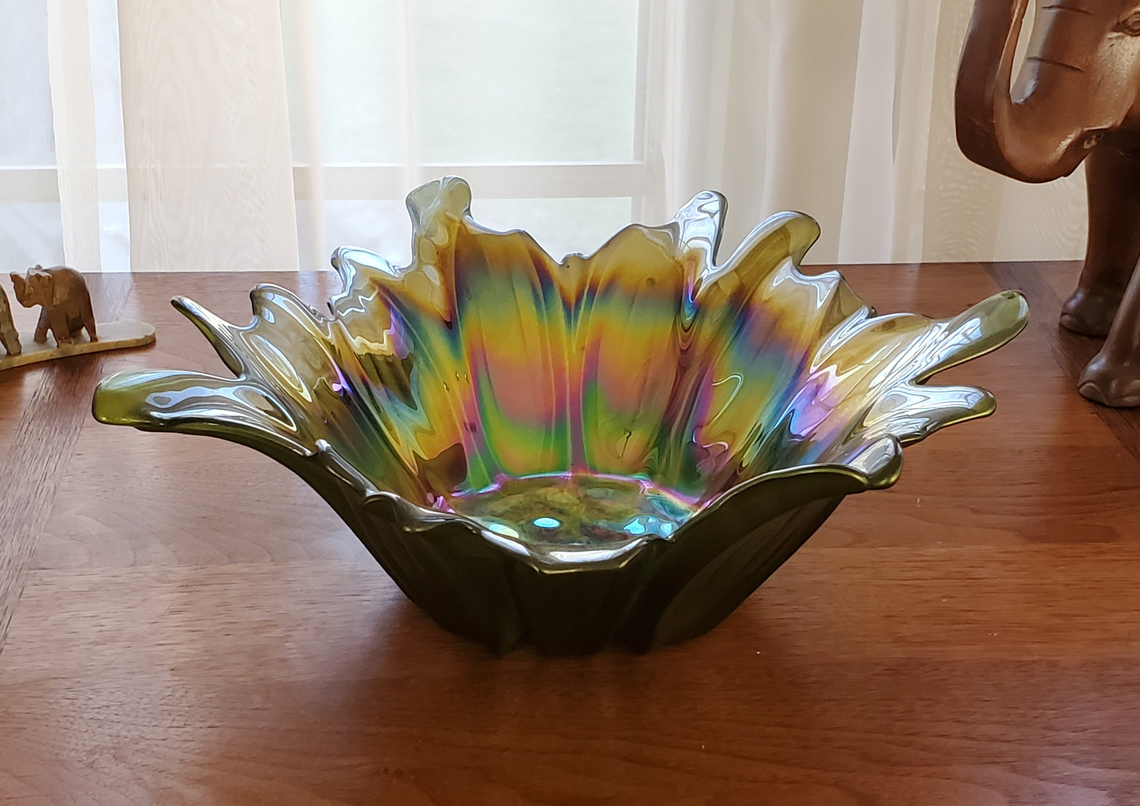 Akcam - Vintage Handmade Iridescent Glass Floral Bowl