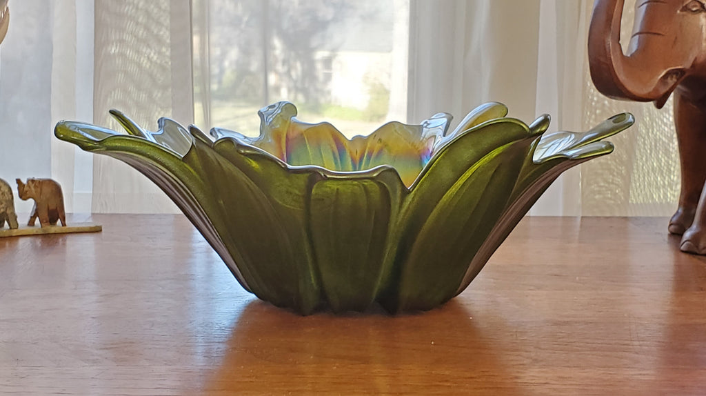 Akcam - Vintage Handmade Iridescent Glass Floral Bowl