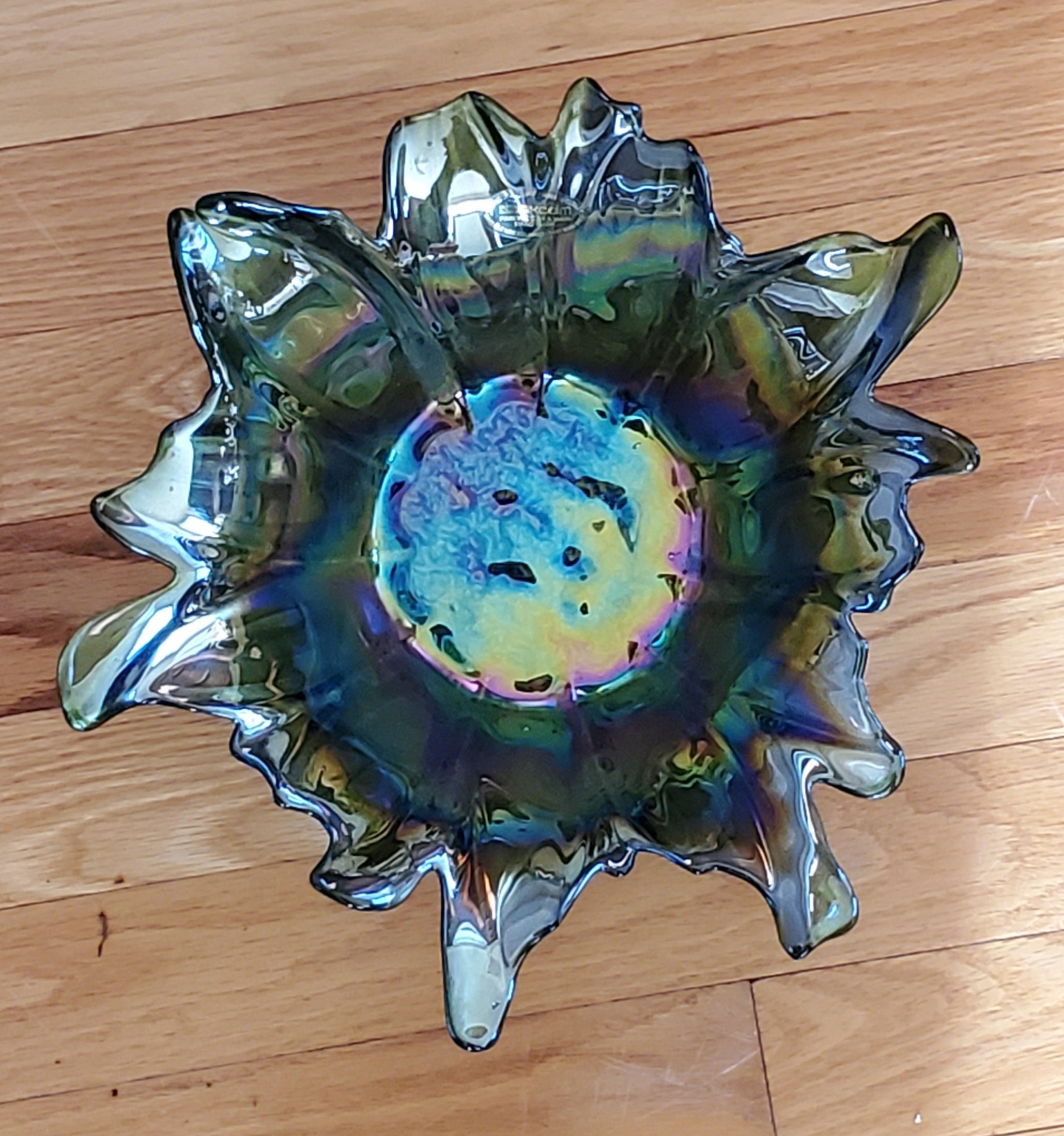 Akcam - Vintage Handmade Iridescent Glass Floral Bowl