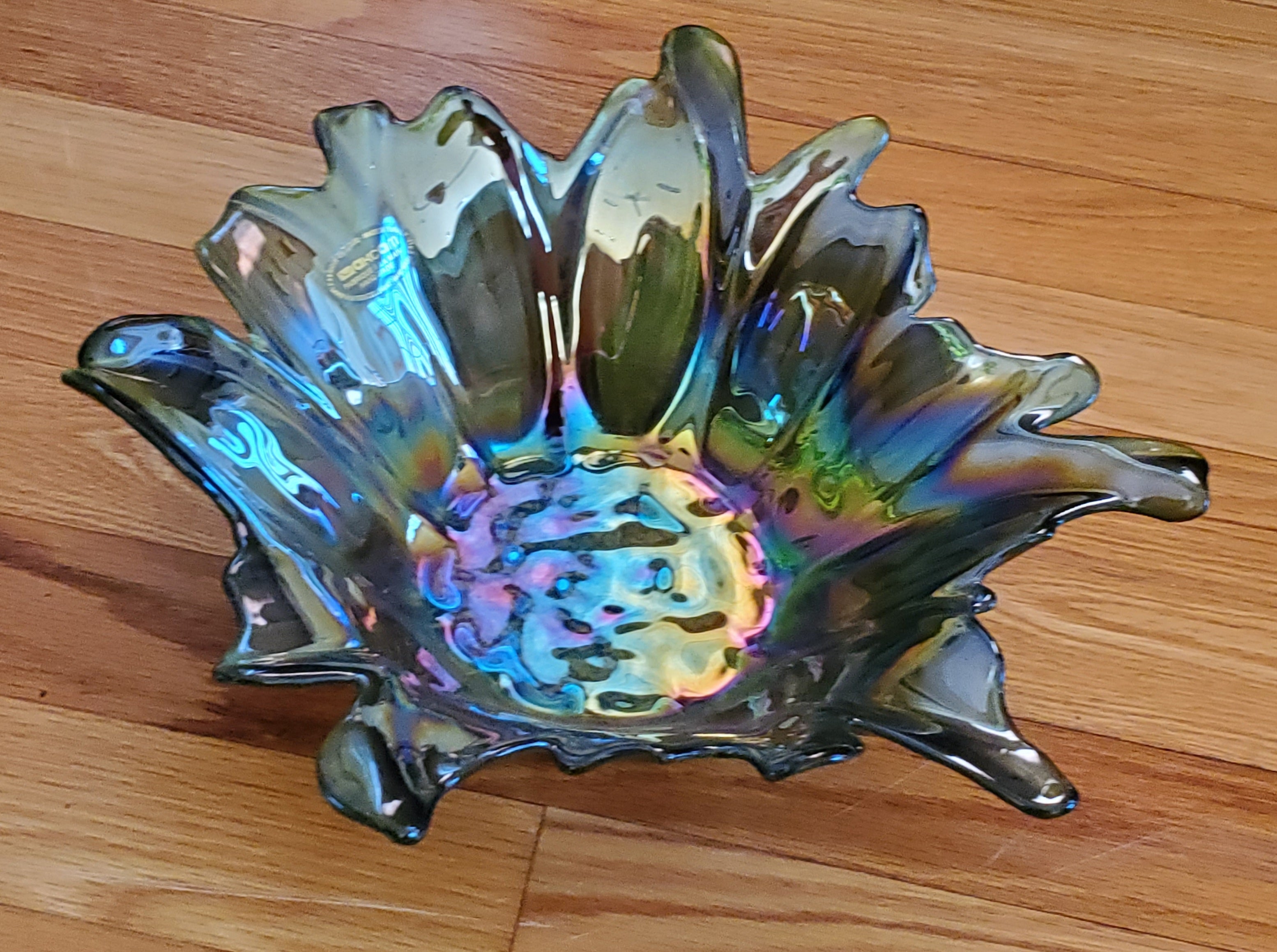 Akcam - Vintage Handmade Iridescent Glass Floral Bowl