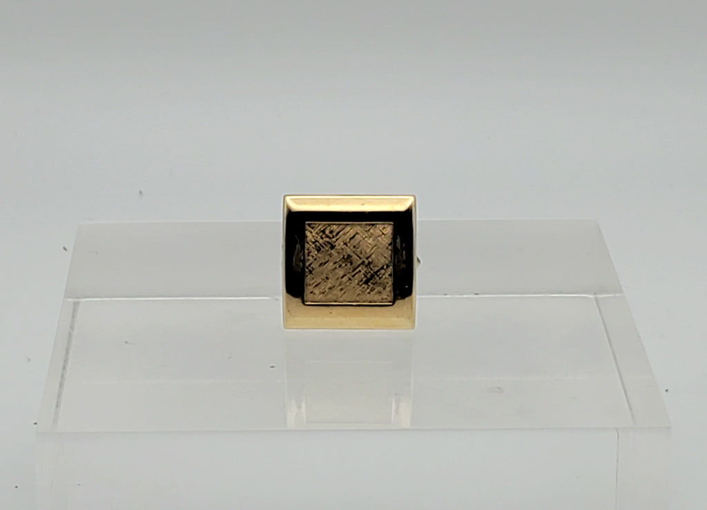 UNMATCHED Swank - Vintage Gold Tone Metal Cuff Link