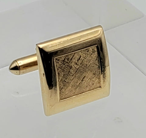 UNMATCHED Swank - Vintage Gold Tone Metal Cuff Link