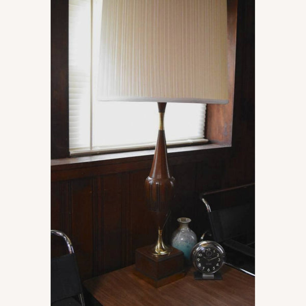 Vintage Mid Century Modern Wood and Brass Grecian Urn Table Lamp