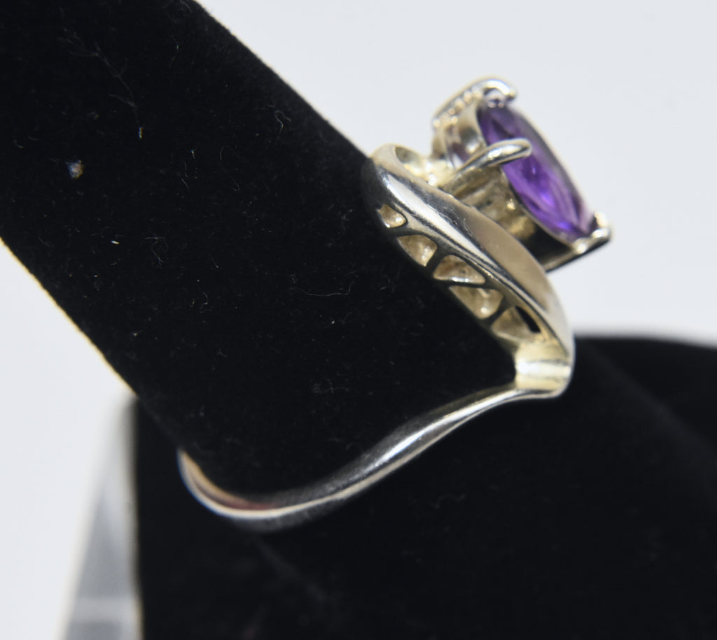 Sterling Silver Amethyst Twist Shank Ring - Size 8