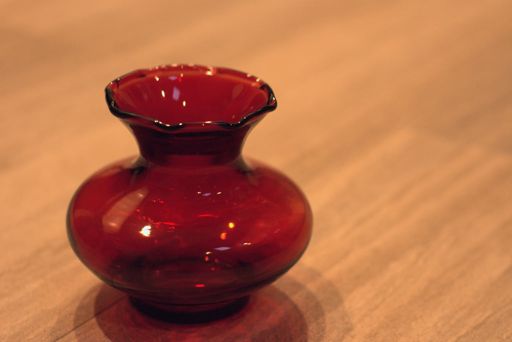 Anchor Hocking - Vintage Royal Ruby Crimped Top Bud Vase