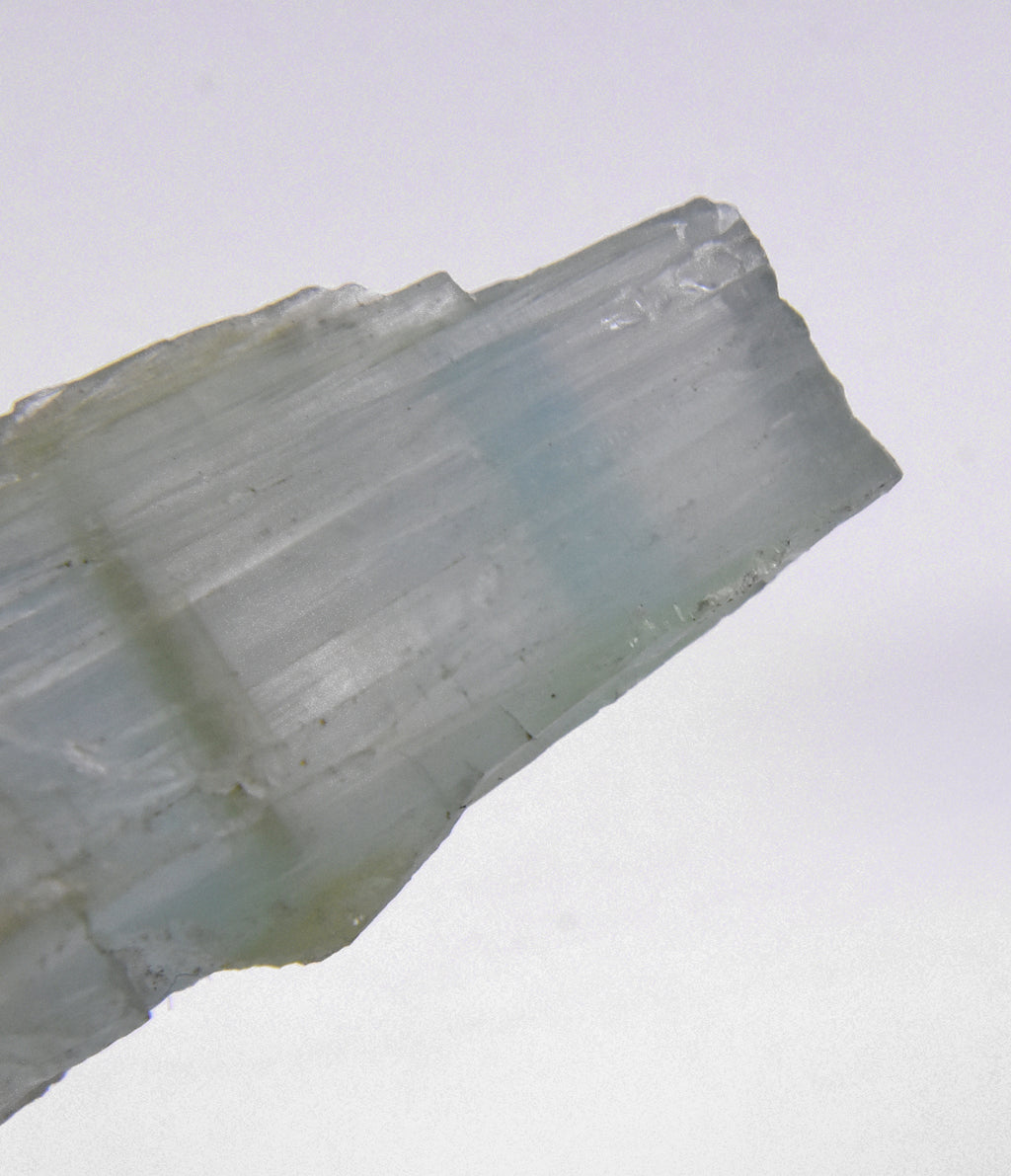 Green Aragonite Crystal Mineral Specimen - 4.9g