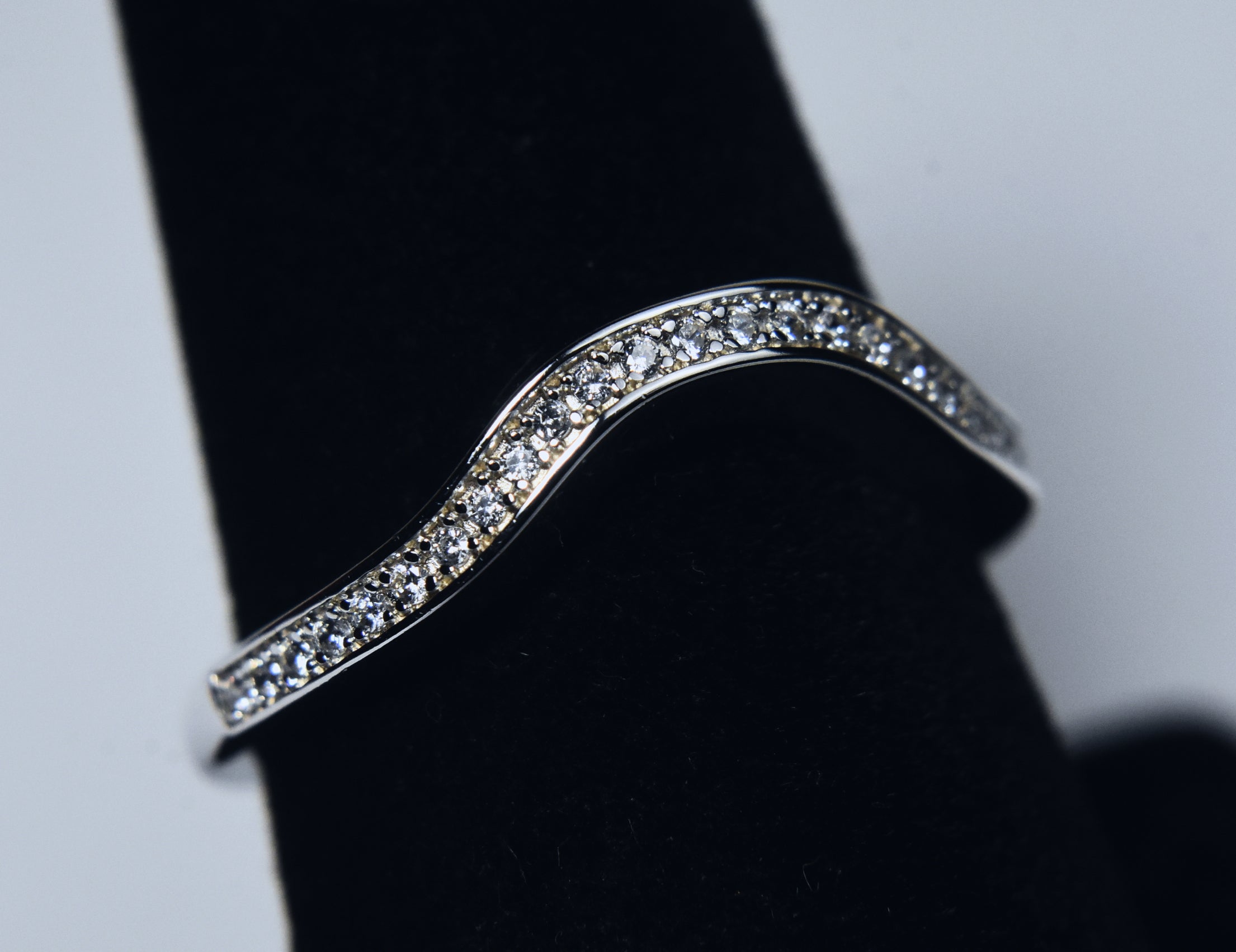 Sterling Silver Cubic Zirconia Arch Ring - Size 8