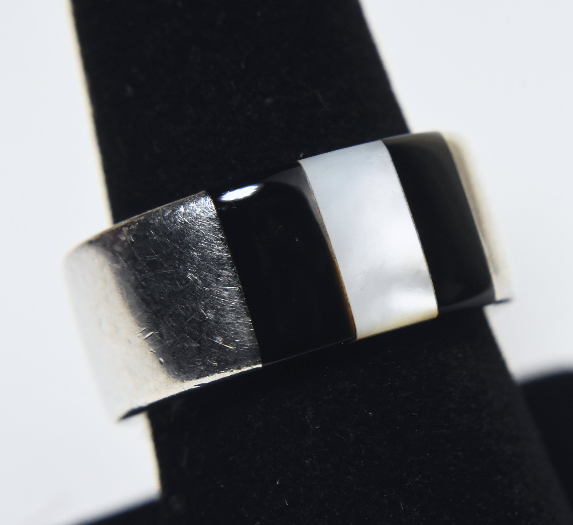 Emporio Armani - Vintage Mother-of-Pearl and Black Onyx Sterling Silver Band - Size 7.5