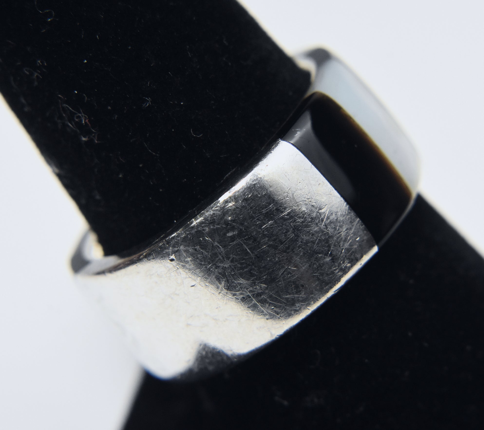 Emporio Armani - Vintage Mother-of-Pearl and Black Onyx Sterling Silver Band - Size 7.5