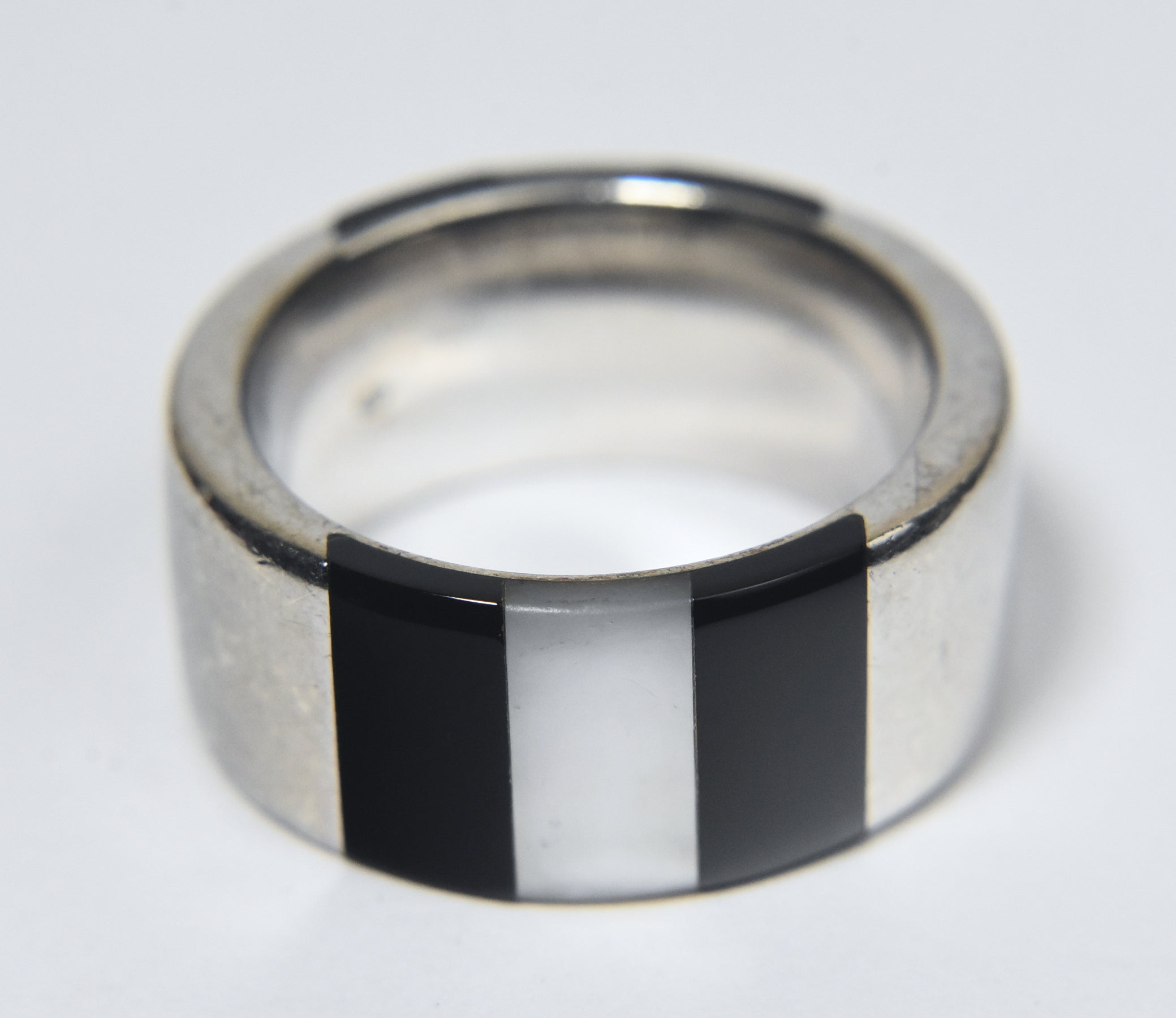 Emporio Armani - Vintage Mother-of-Pearl and Black Onyx Sterling Silver Band - Size 7.5