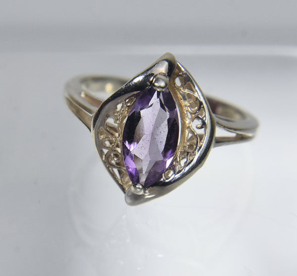 Avon - Vintage Silver Modern Design Purple Stone Ring - Size 6