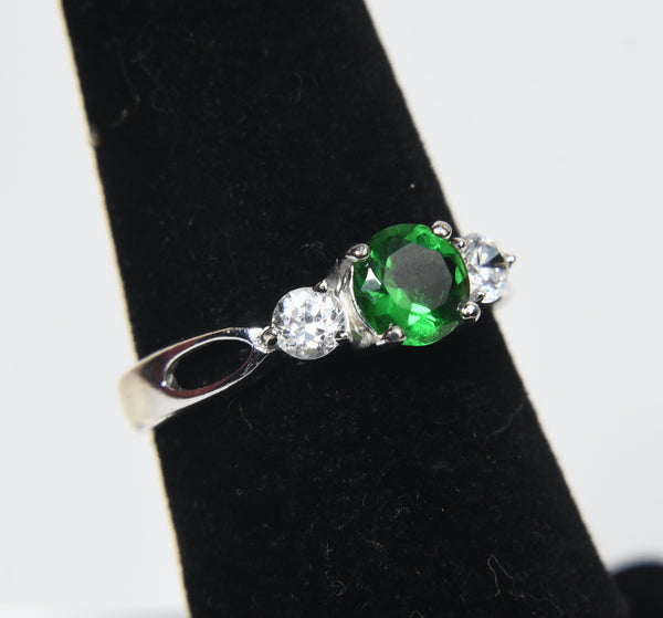 Avon - Sterling Silver Expandable Ring with Green and Clear Stones - Size 5.5+