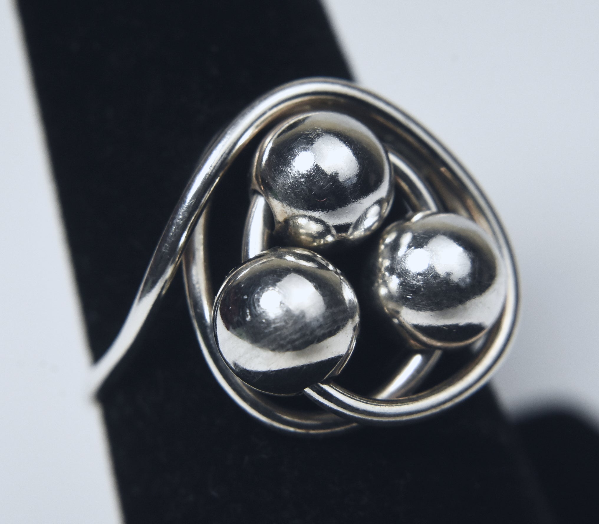 Sterling Silver Beaded Wire Ring - Size 7.5