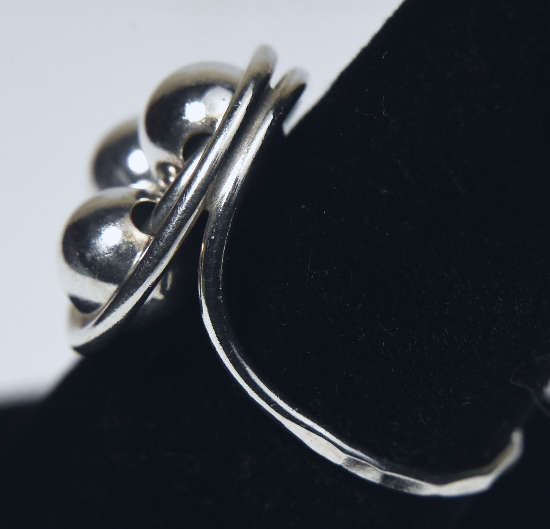 Sterling Silver Beaded Wire Ring - Size 7.5