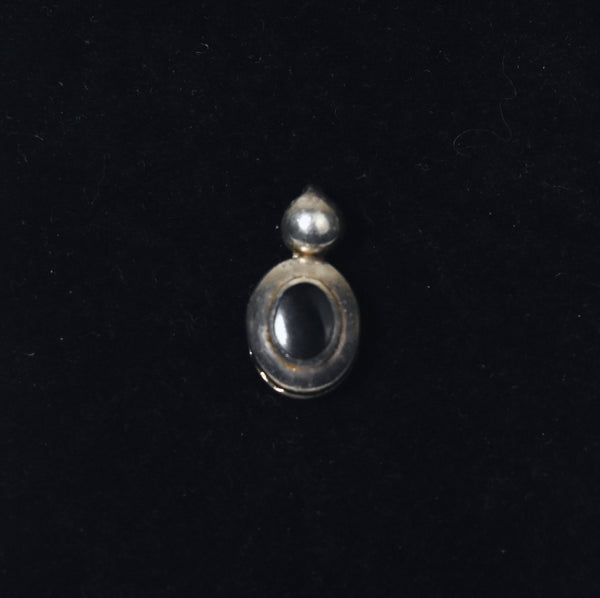 Vintage Sterling Silver Black Onyx Pendant