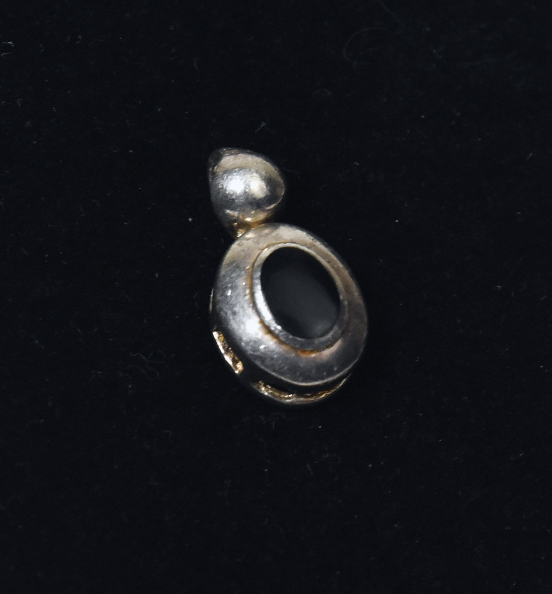 Vintage Sterling Silver Black Onyx Pendant