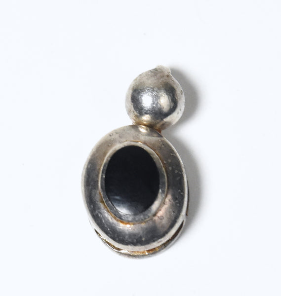 Vintage Sterling Silver Black Onyx Pendant