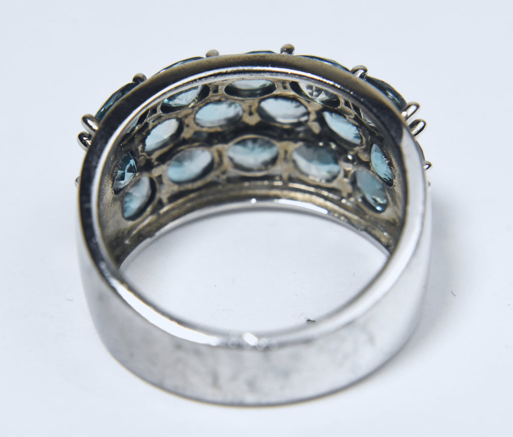 Beautiful Blue Topaz Studded Sterling Silver Wide Band Ring - Size 9