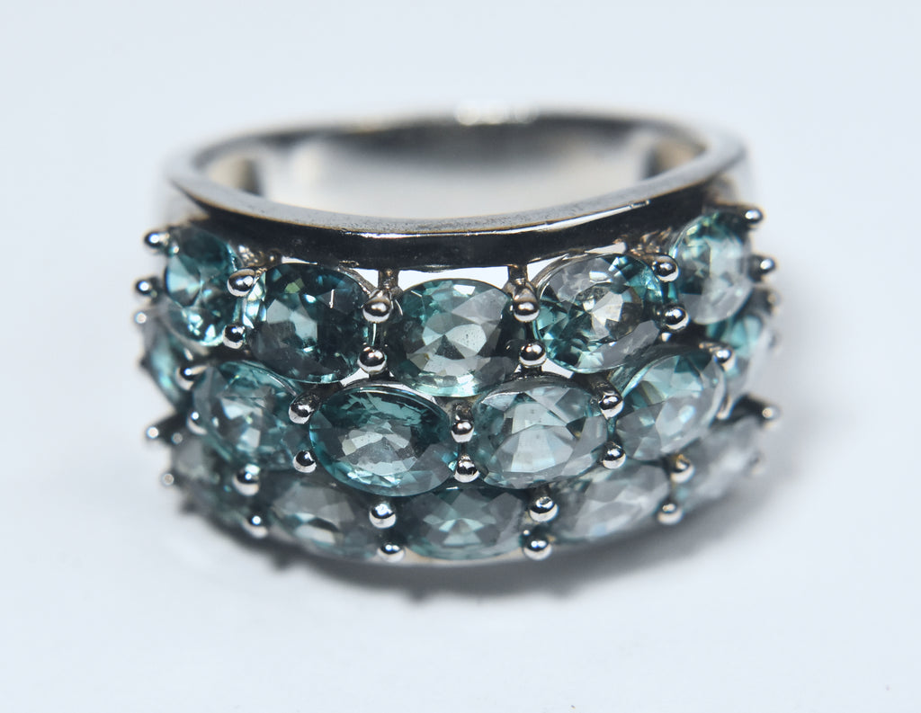 Beautiful Blue Topaz Studded Sterling Silver Wide Band Ring - Size 9
