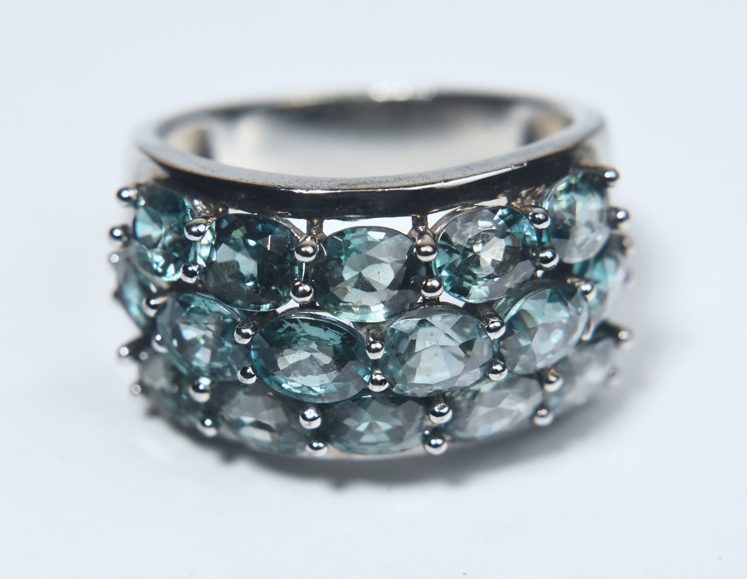 Beautiful Blue Topaz Studded Sterling Silver Wide Band Ring - Size 9
