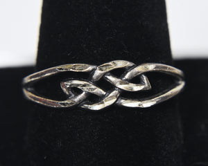 Vintage Sterling Silver Celtic Knot Band - Size 11