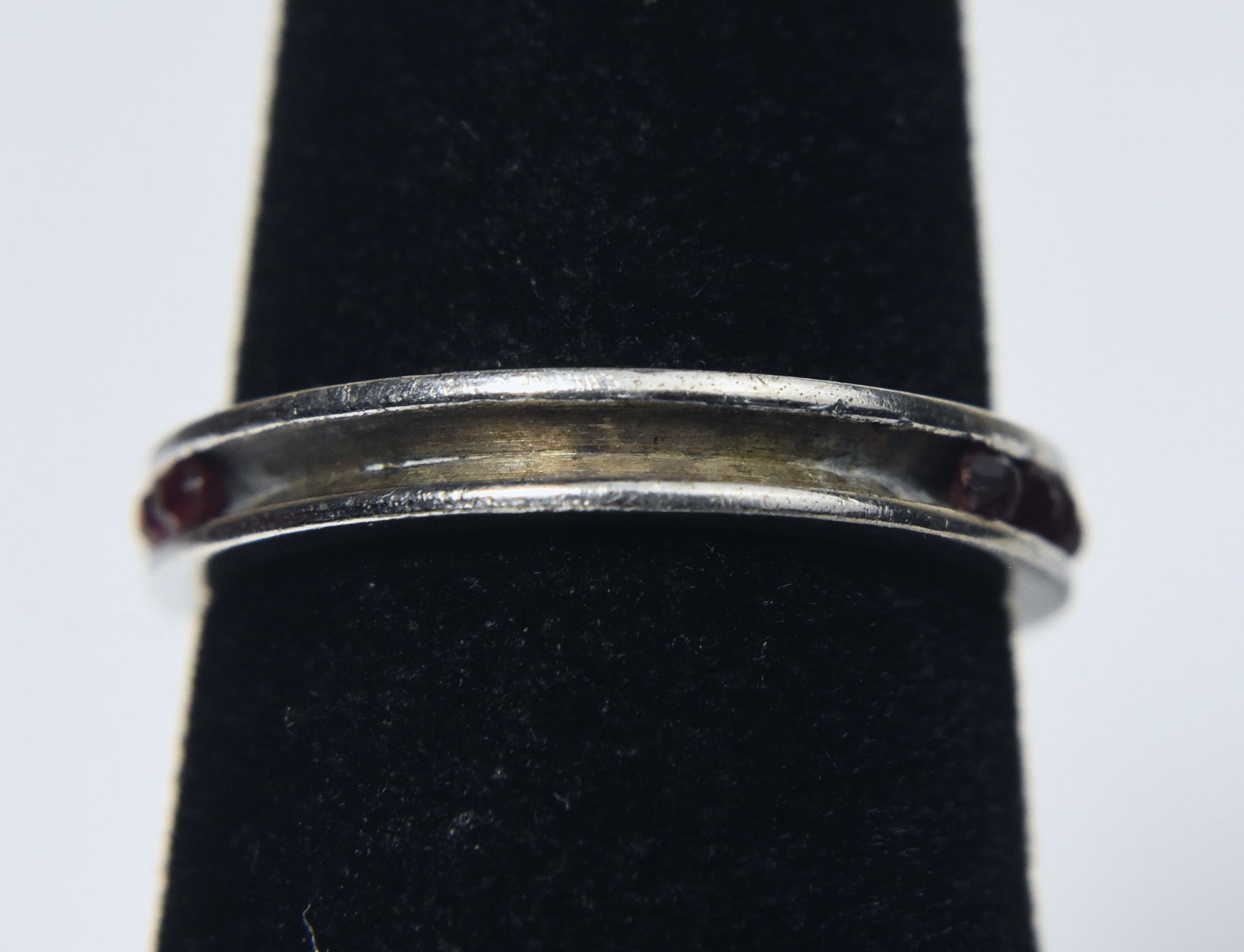 Vintage Sterling Silver Dark Red Channel Set Band (MISSING 'STONES') - Size 4