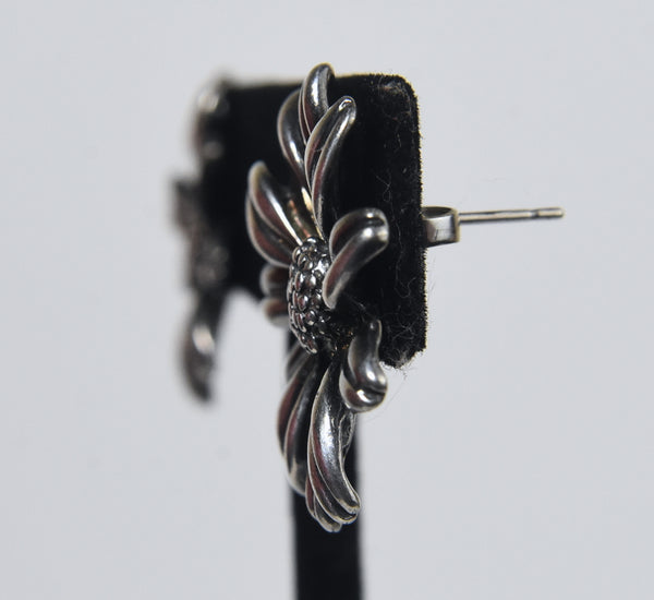 Sterling Silver Daisy Flower Stud Earrings