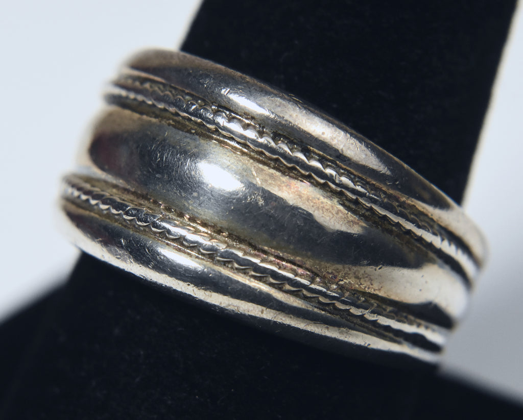 Vintage Handmade Sterling Silver Band - Size 8.75