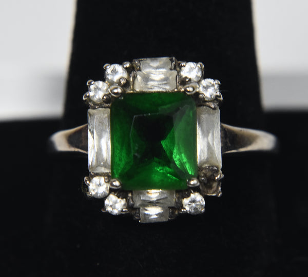 Krementz - Vintage Sterling Silver Simulated Emerald and Rhinestone Ring - Size 11
