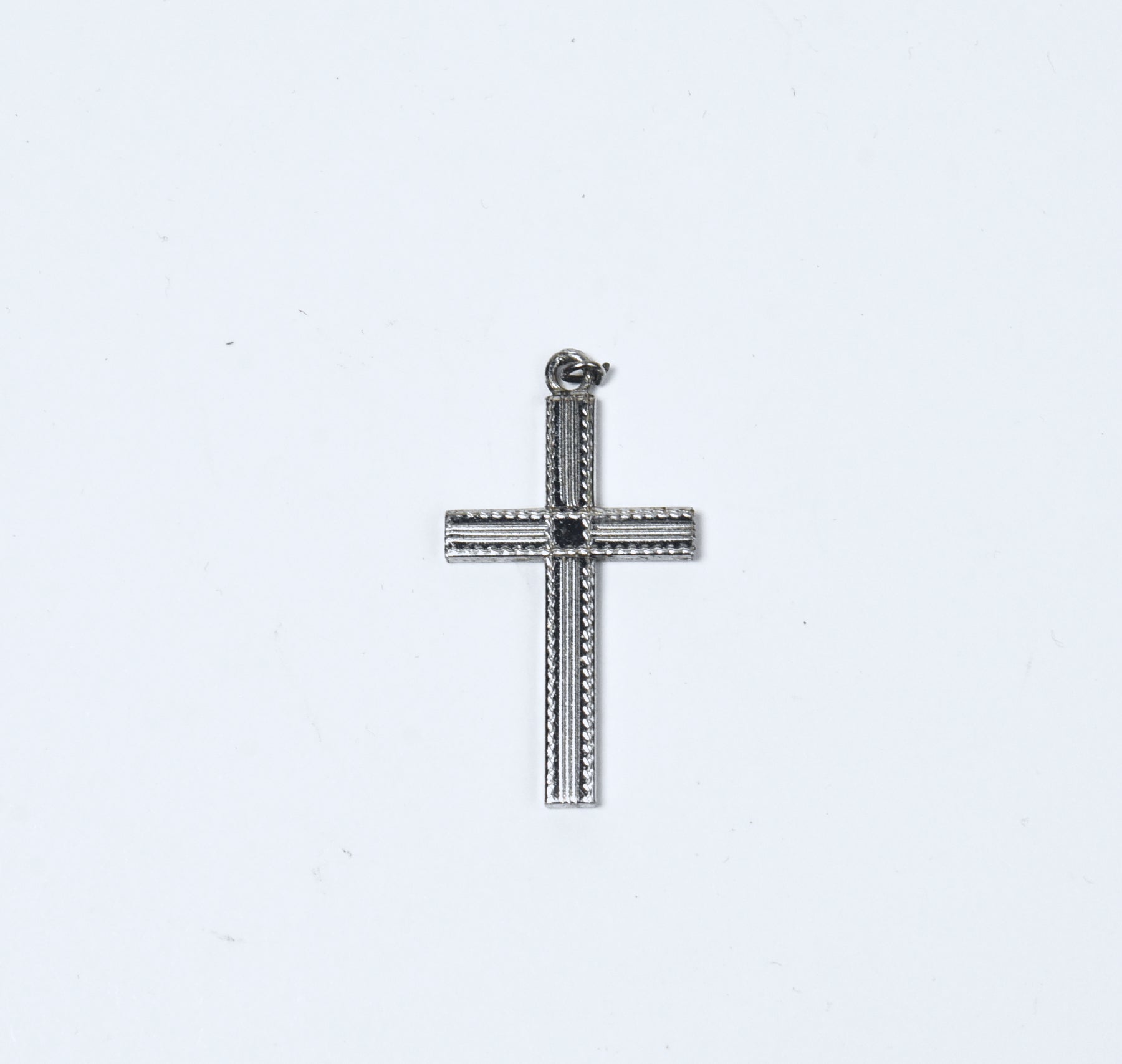 Vintage Sterling Silver Engraved Design Cross Pendant